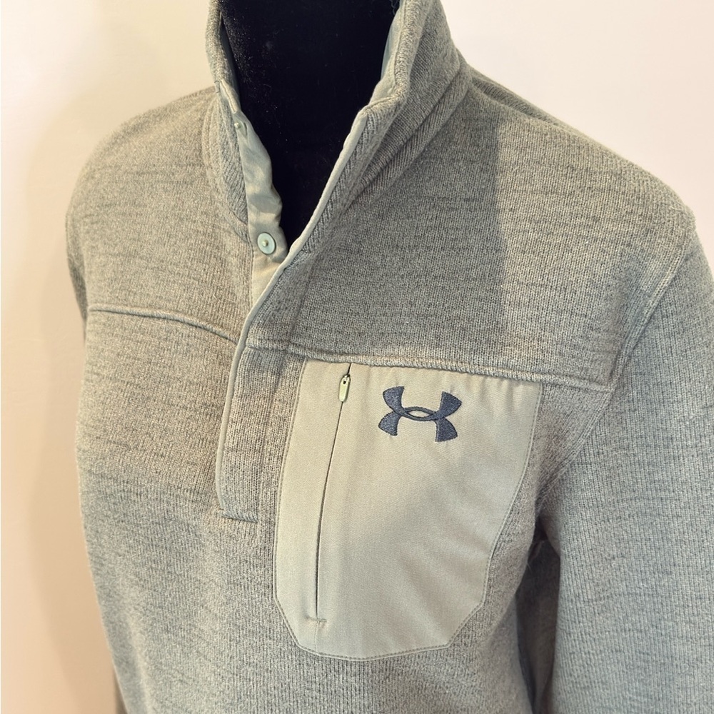 Men’s UNDER ARMOUR Specialist Henley sweater pullover- dark green. Size medium - Picture 6 of 9